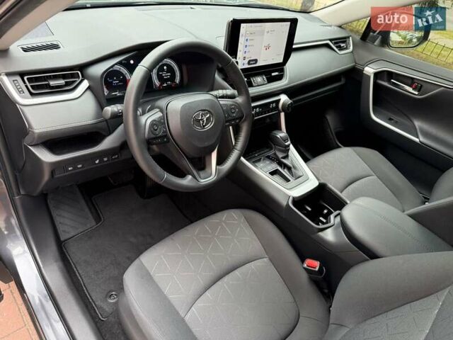 Серый Тойота РАВ 4, объемом двигателя 1.99 л и пробегом 18 тыс. км за 34950 $, фото 19 на Automoto.ua