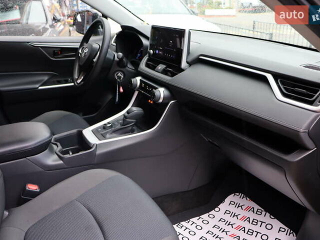 Сірий Тойота РАВ 4, об'ємом двигуна 2.5 л та пробігом 46 тис. км за 31400 $, фото 36 на Automoto.ua