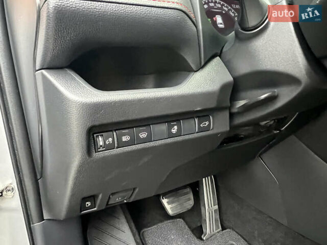 Сірий Тойота РАВ 4, об'ємом двигуна 2.49 л та пробігом 69 тис. км за 39300 $, фото 33 на Automoto.ua