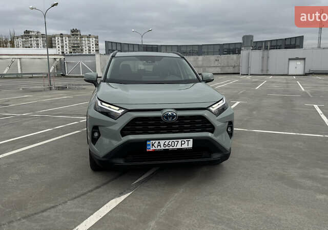 Сірий Тойота РАВ 4, об'ємом двигуна 2.49 л та пробігом 55 тис. км за 39000 $, фото 5 на Automoto.ua