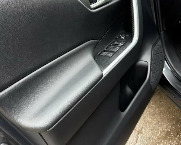 Серый Тойота РАВ 4, объемом двигателя 2.5 л и пробегом 50 тыс. км за 37800 $, фото 31 на Automoto.ua