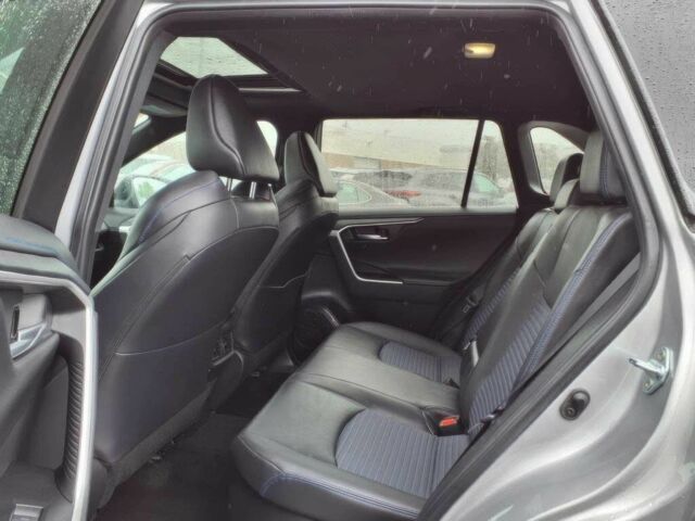 Сірий Тойота РАВ 4, об'ємом двигуна 2.5 л та пробігом 17 тис. км за 25000 $, фото 9 на Automoto.ua