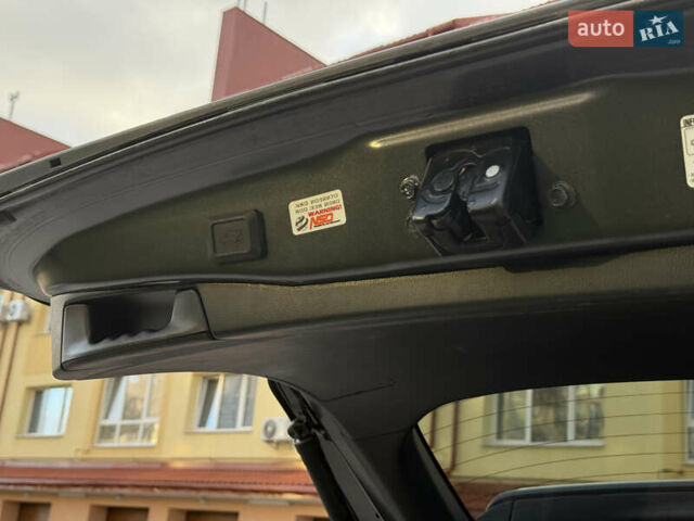 Сірий Тойота РАВ 4, об'ємом двигуна 2.49 л та пробігом 26 тис. км за 39600 $, фото 29 на Automoto.ua