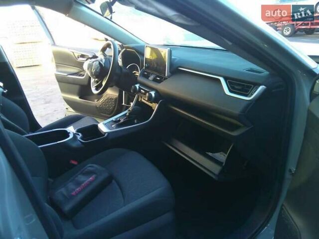 Серый Тойота РАВ 4, объемом двигателя 2.5 л и пробегом 33 тыс. км за 27000 $, фото 13 на Automoto.ua