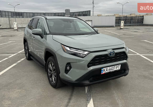 Сірий Тойота РАВ 4, об'ємом двигуна 2.49 л та пробігом 55 тис. км за 39000 $, фото 12 на Automoto.ua