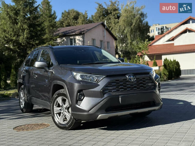 Сірий Тойота РАВ 4, об'ємом двигуна 2.5 л та пробігом 23 тис. км за 36900 $, фото 3 на Automoto.ua