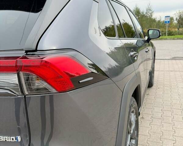 Сірий Тойота РАВ 4, об'ємом двигуна 2.49 л та пробігом 48 тис. км за 45000 $, фото 6 на Automoto.ua