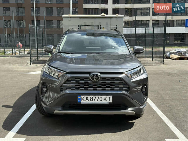 Серый Тойота РАВ 4, объемом двигателя 1.99 л и пробегом 58 тыс. км за 36800 $, фото 2 на Automoto.ua