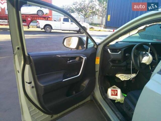 Серый Тойота РАВ 4, объемом двигателя 2.5 л и пробегом 33 тыс. км за 27000 $, фото 7 на Automoto.ua