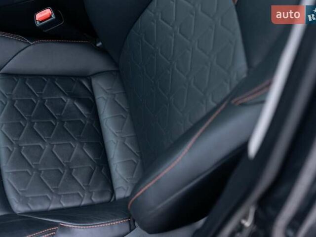 Сірий Тойота РАВ 4, об'ємом двигуна 2.49 л та пробігом 37 тис. км за 45200 $, фото 19 на Automoto.ua