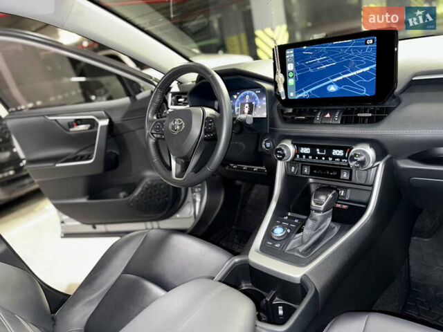Сірий Тойота РАВ 4, об'ємом двигуна 2 л та пробігом 28 тис. км за 35900 $, фото 36 на Automoto.ua