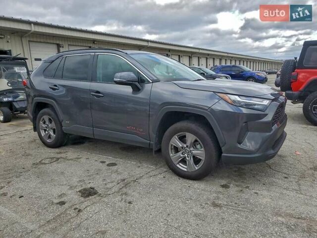 Серый Тойота РАВ 4, объемом двигателя 2.49 л и пробегом 106 тыс. км за 12400 $, фото 3 на Automoto.ua