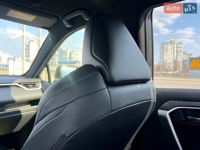 Серый Тойота РАВ 4, объемом двигателя 2.49 л и пробегом 44 тыс. км за 39999 $, фото 70 на Automoto.ua