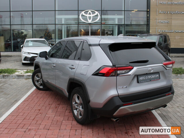 Сірий Тойота РАВ 4, об'ємом двигуна 2 л та пробігом 29 тис. км за 33990 $, фото 7 на Automoto.ua