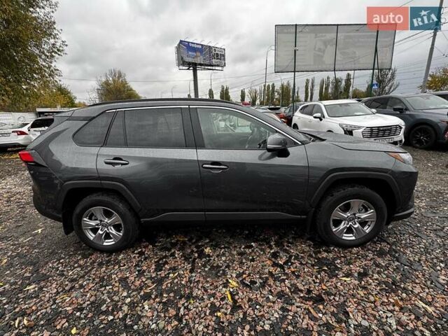 Серый Тойота РАВ 4, объемом двигателя 2.49 л и пробегом 17 тыс. км за 33900 $, фото 9 на Automoto.ua