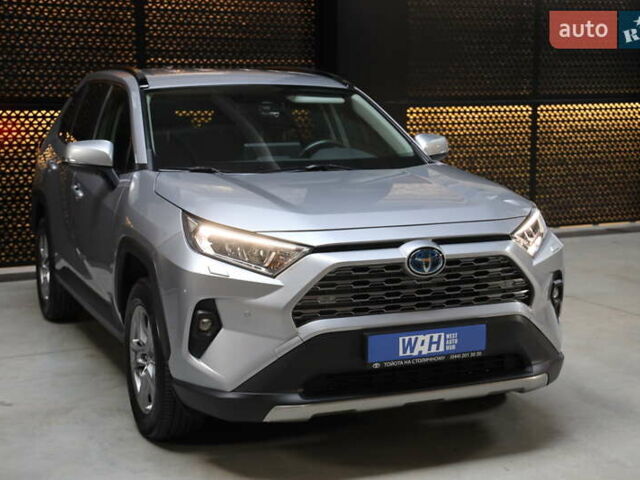 Серый Тойота РАВ 4, объемом двигателя 2.49 л и пробегом 46 тыс. км за 37500 $, фото 2 на Automoto.ua