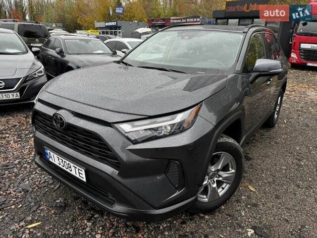 Серый Тойота РАВ 4, объемом двигателя 2.49 л и пробегом 17 тыс. км за 33900 $, фото 1 на Automoto.ua