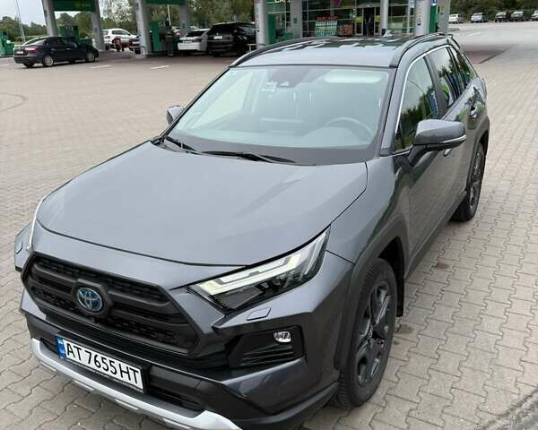 Сірий Тойота РАВ 4, об'ємом двигуна 2.49 л та пробігом 48 тис. км за 45000 $, фото 4 на Automoto.ua