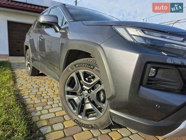 Сірий Тойота РАВ 4, об'ємом двигуна 2.5 л та пробігом 38 тис. км за 45000 $, фото 17 на Automoto.ua