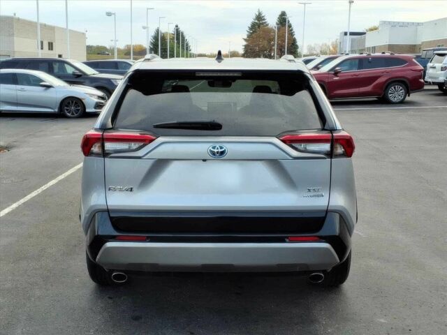 Сірий Тойота РАВ 4, об'ємом двигуна 2.5 л та пробігом 17 тис. км за 25000 $, фото 3 на Automoto.ua