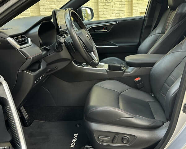 Серый Тойота РАВ 4, объемом двигателя 2.5 л и пробегом 64 тыс. км за 49500 $, фото 32 на Automoto.ua