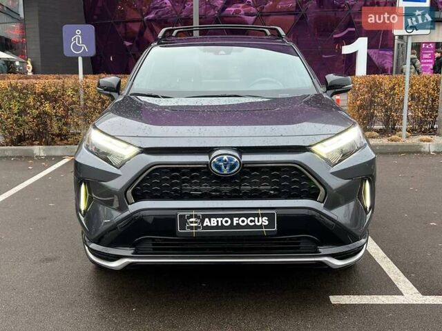 Серый Тойота РАВ 4, объемом двигателя 2.49 л и пробегом 55 тыс. км за 48990 $, фото 1 на Automoto.ua