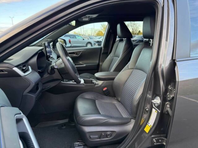 Сірий Тойота РАВ 4, об'ємом двигуна 2.5 л та пробігом 30 тис. км за 11000 $, фото 8 на Automoto.ua