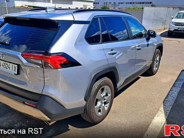 Серый Тойота РАВ 4, объемом двигателя 2 л и пробегом 27 тыс. км за 33200 $, фото 3 на Automoto.ua