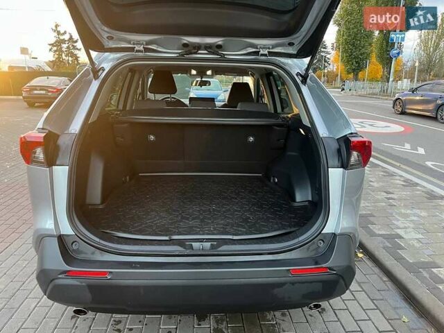 Серый Тойота РАВ 4, объемом двигателя 1.99 л и пробегом 25 тыс. км за 31500 $, фото 11 на Automoto.ua