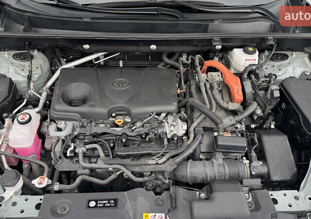 Сірий Тойота РАВ 4, об'ємом двигуна 2.49 л та пробігом 55 тис. км за 39000 $, фото 11 на Automoto.ua