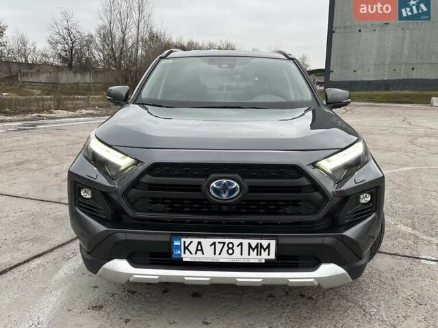 Сірий Тойота РАВ 4, об'ємом двигуна 2.49 л та пробігом 53 тис. км за 46400 $, фото 2 на Automoto.ua