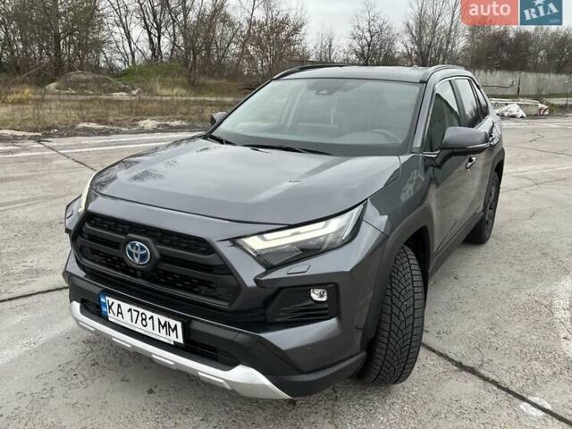 Сірий Тойота РАВ 4, об'ємом двигуна 2.49 л та пробігом 53 тис. км за 46400 $, фото 6 на Automoto.ua