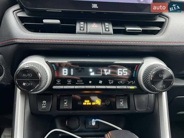 Серый Тойота РАВ 4, объемом двигателя 2.49 л и пробегом 55 тыс. км за 48990 $, фото 22 на Automoto.ua