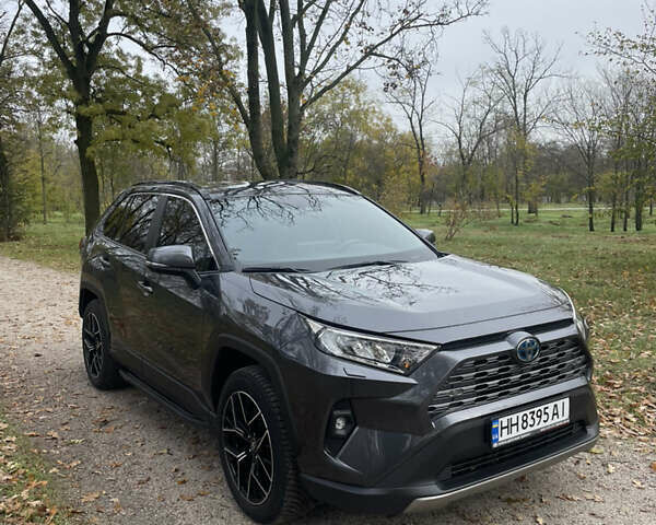 Серый Тойота РАВ 4, объемом двигателя 2.49 л и пробегом 38 тыс. км за 36799 $, фото 2 на Automoto.ua