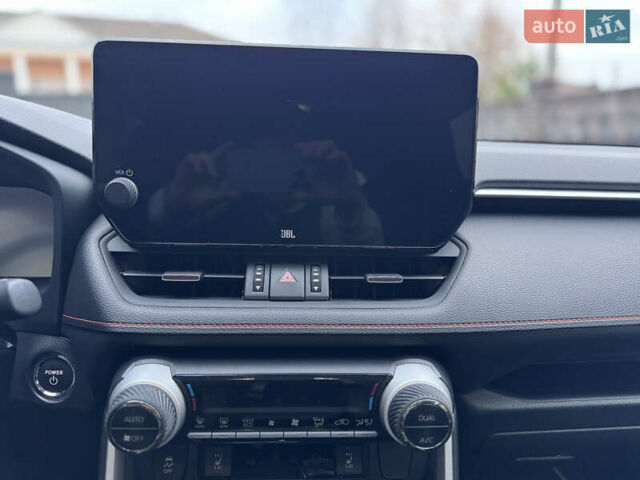 Серый Тойота РАВ 4, объемом двигателя 2.49 л и пробегом 34 тыс. км за 43900 $, фото 32 на Automoto.ua