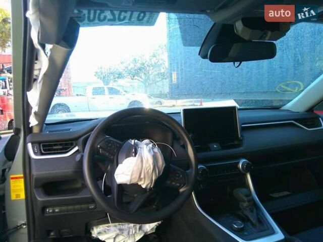 Серый Тойота РАВ 4, объемом двигателя 2.5 л и пробегом 33 тыс. км за 27000 $, фото 10 на Automoto.ua