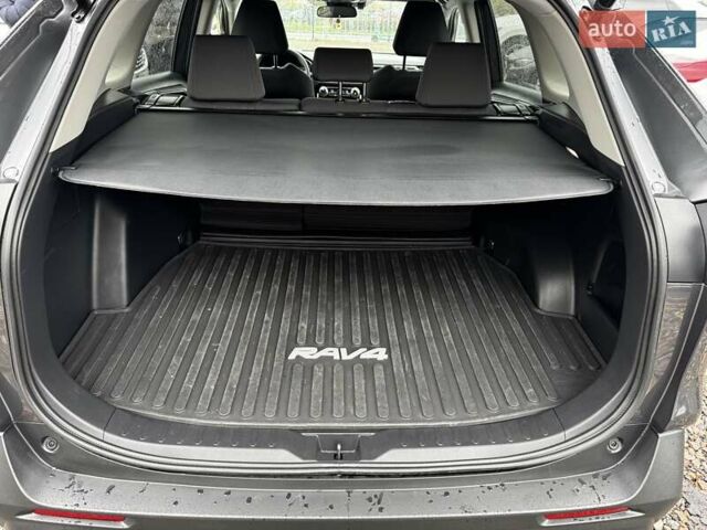 Серый Тойота РАВ 4, объемом двигателя 2.49 л и пробегом 17 тыс. км за 33900 $, фото 15 на Automoto.ua