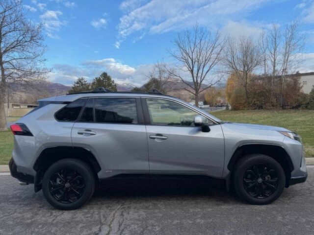 Серый Тойота РАВ 4, объемом двигателя 2.5 л и пробегом 17 тыс. км за 18600 $, фото 3 на Automoto.ua