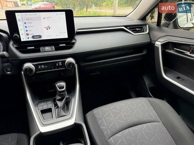 Серый Тойота РАВ 4, объемом двигателя 1.99 л и пробегом 18 тыс. км за 34950 $, фото 6 на Automoto.ua