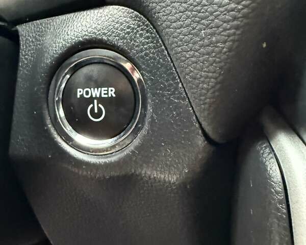 Серый Тойота РАВ 4, объемом двигателя 2.5 л и пробегом 50 тыс. км за 37800 $, фото 29 на Automoto.ua