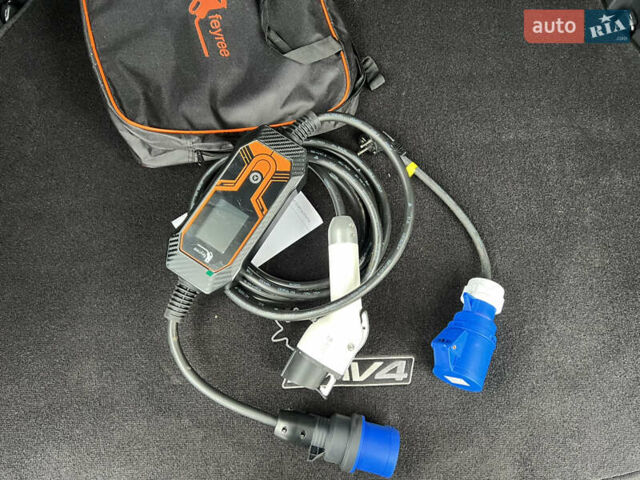 Сірий Тойота РАВ 4, об'ємом двигуна 2.49 л та пробігом 69 тис. км за 39300 $, фото 20 на Automoto.ua