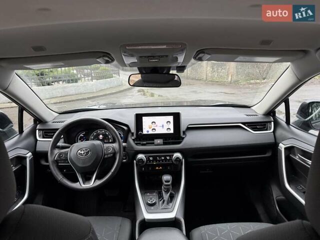 Серый Тойота РАВ 4, объемом двигателя 2.5 л и пробегом 50 тыс. км за 37800 $, фото 21 на Automoto.ua