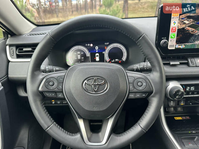 Сірий Тойота РАВ 4, об'ємом двигуна 2.49 л та пробігом 34 тис. км за 41750 $, фото 25 на Automoto.ua