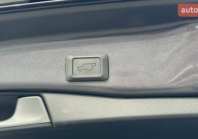 Сірий Тойота РАВ 4, об'ємом двигуна 2.5 л та пробігом 30 тис. км за 38500 $, фото 11 на Automoto.ua