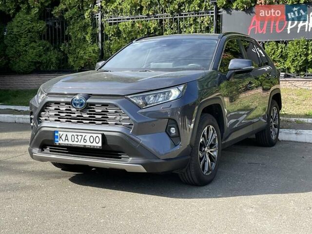 Сірий Тойота РАВ 4, об'ємом двигуна 2.49 л та пробігом 25 тис. км за 40500 $, фото 1 на Automoto.ua