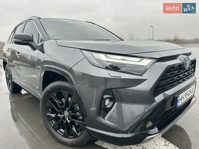 Серый Тойота РАВ 4, объемом двигателя 2.49 л и пробегом 20 тыс. км за 43500 $, фото 2 на Automoto.ua