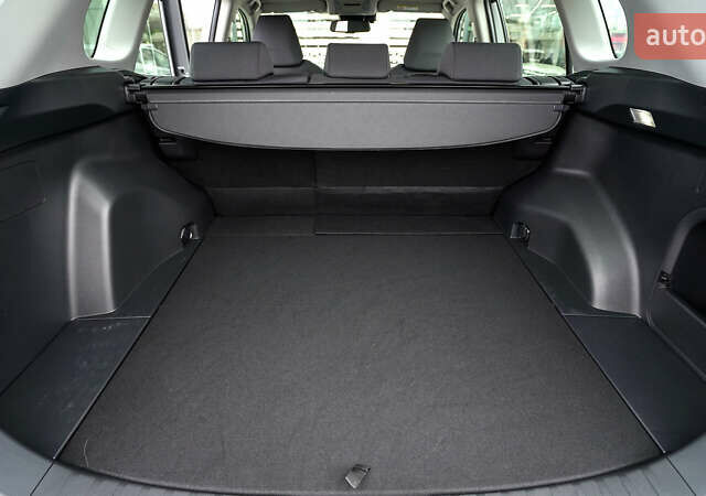 Серый Тойота РАВ 4, объемом двигателя 2.49 л и пробегом 7 тыс. км за 39697 $, фото 9 на Automoto.ua