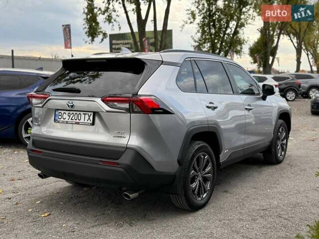 Сірий Тойота РАВ 4, об'ємом двигуна 2.49 л та пробігом 19 тис. км за 39000 $, фото 2 на Automoto.ua