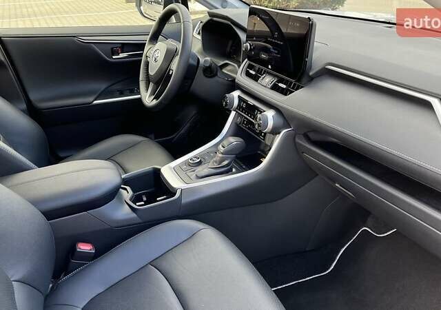 Сірий Тойота РАВ 4, об'ємом двигуна 2.49 л та пробігом 1 тис. км за 48700 $, фото 5 на Automoto.ua