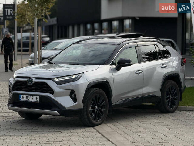Сірий Тойота РАВ 4, об'ємом двигуна 2.49 л та пробігом 7 тис. км за 43900 $, фото 1 на Automoto.ua